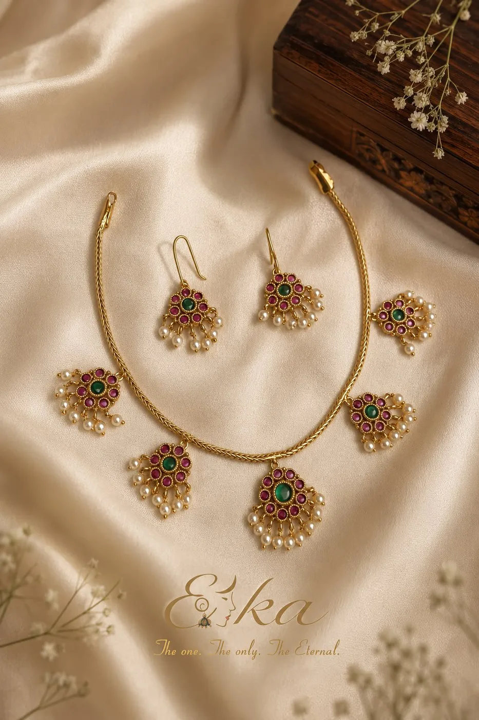 Eka Kemp Stone Necklace set
