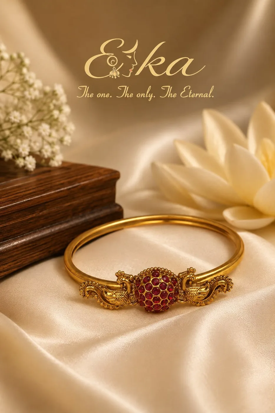 Eka Maanikya  Bangle