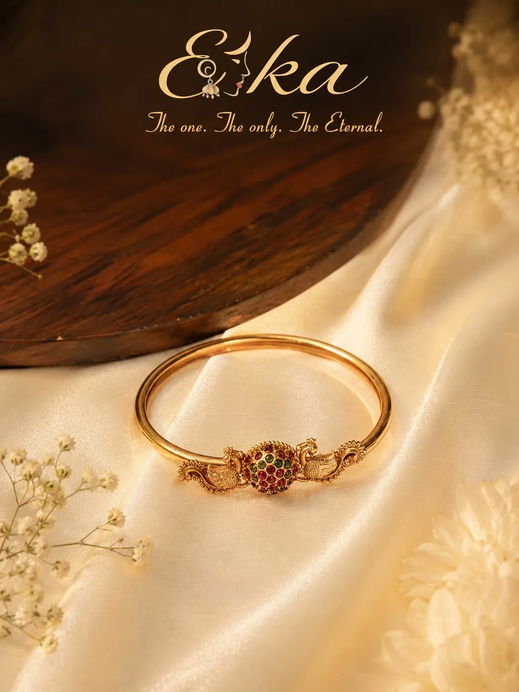 Eka Maanikya  Bangle